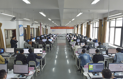 我校學子在市級技能大賽“移動互聯網應用軟件開發”賽項中勇奪桂冠